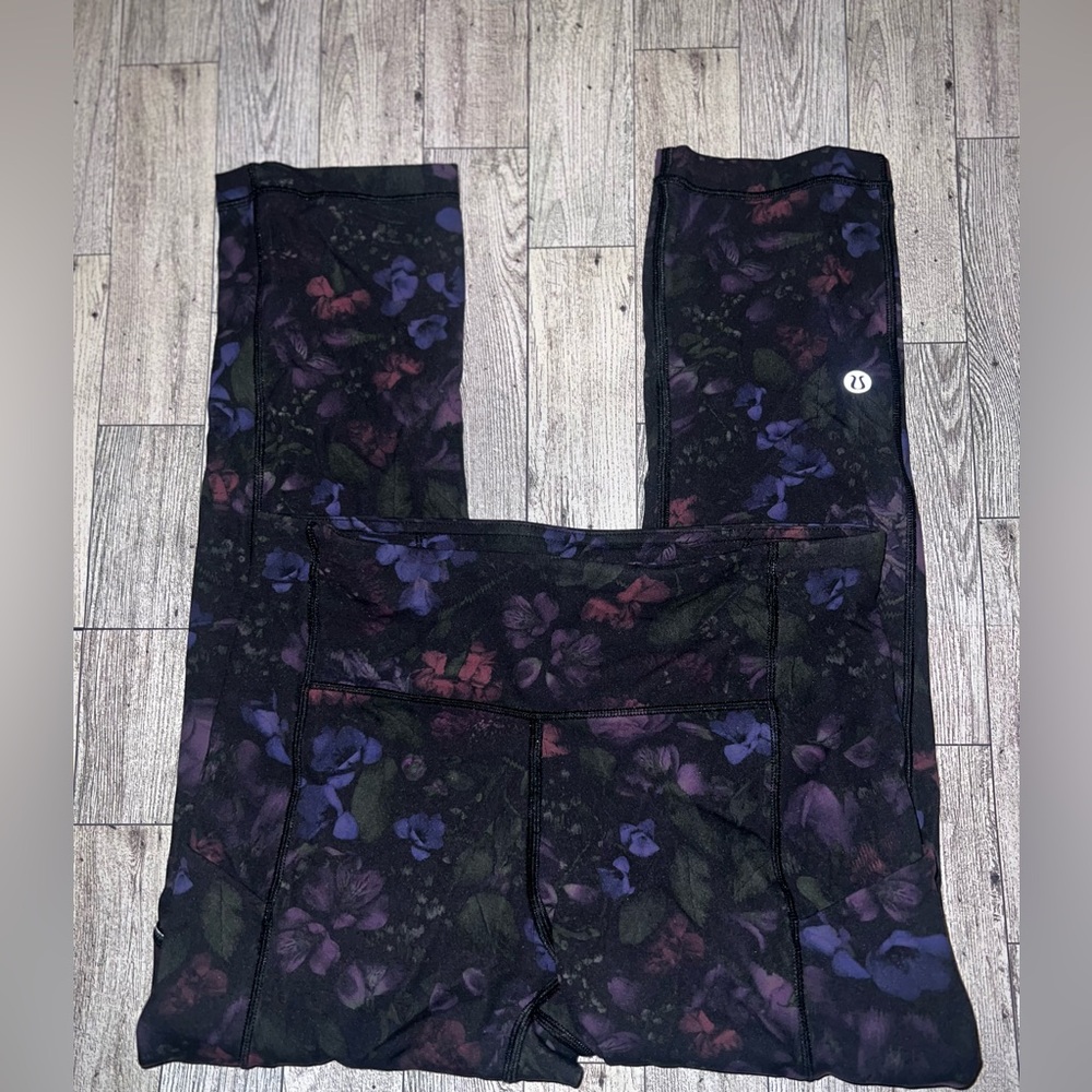 Lululemon Gray and Black Activewear
